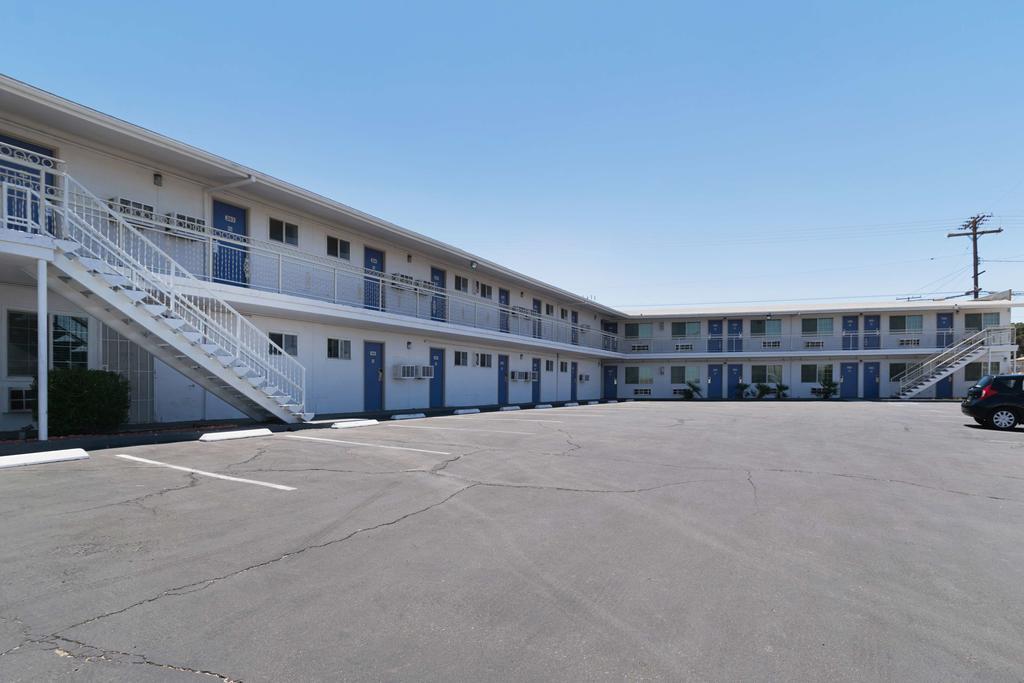 Motel 6-Barstow, Ca - Route 66 Exterior photo
